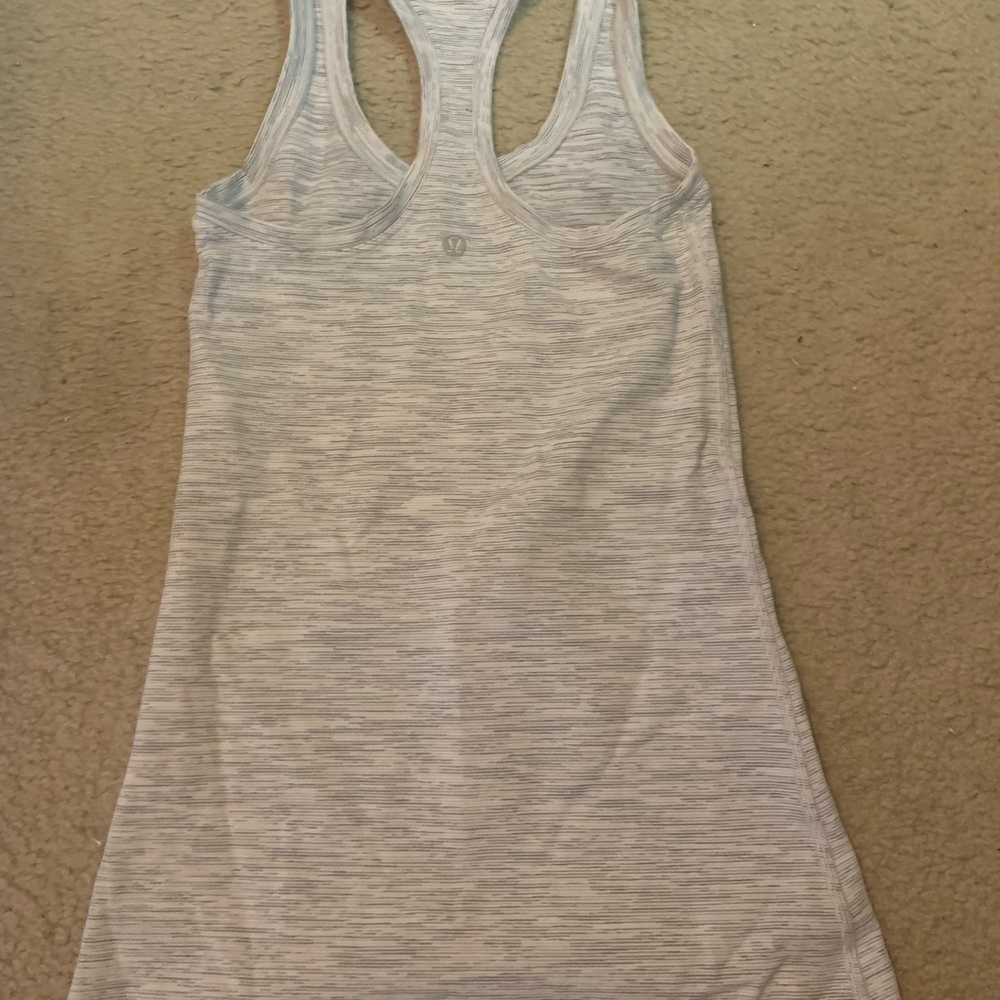 Lululemon tank top